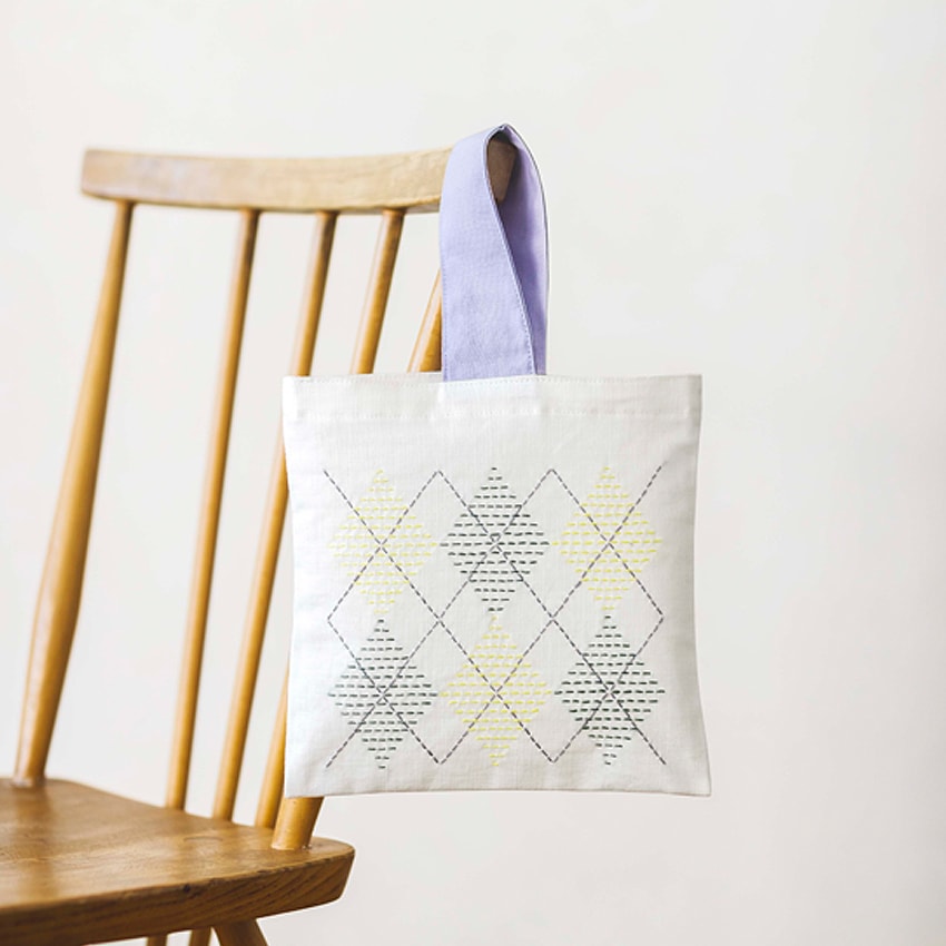 コスモ 刺し子キット AYUFISH ワンハンドルバッグ Argyle アーガイル柄　hidamari 562205