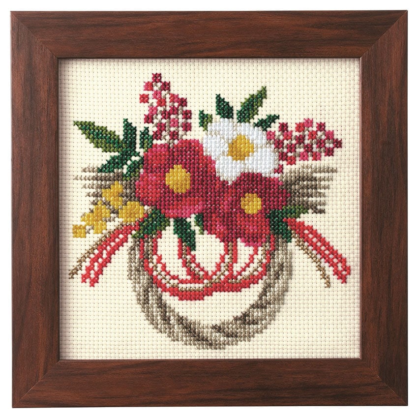 ステッチとクラフトでハートをあらわす HEARTS STITCH & CRAFT ステッチとクラフトでハートをあらわす HEARTS STITCH & CRAFT