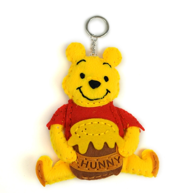 ディズニー　はじめてのソーイングキット　キーホルダー　くまのプーさん