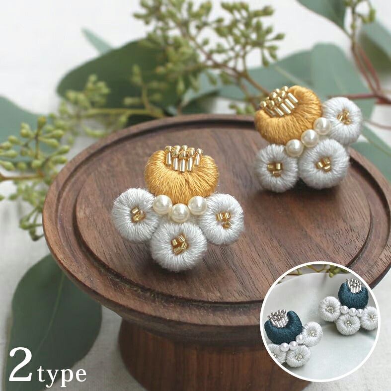 K.omono 刺しゅうキット plump florets イヤリング