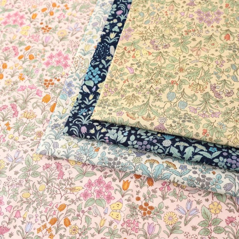 V&A Fabric Collection ヴォイジー メドウ 60ローンソフト加工 50cm単位