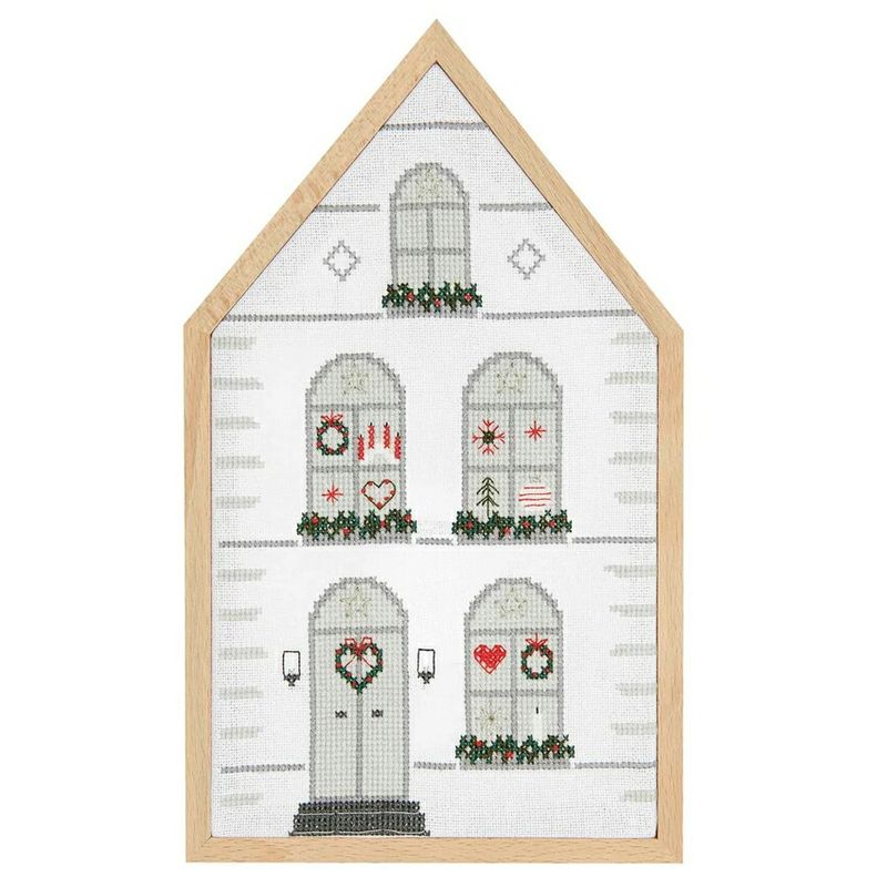 輸入刺繍キット RICO(リコ) クロスステッチのクリスマスハウス 木製フレーム付き 100185