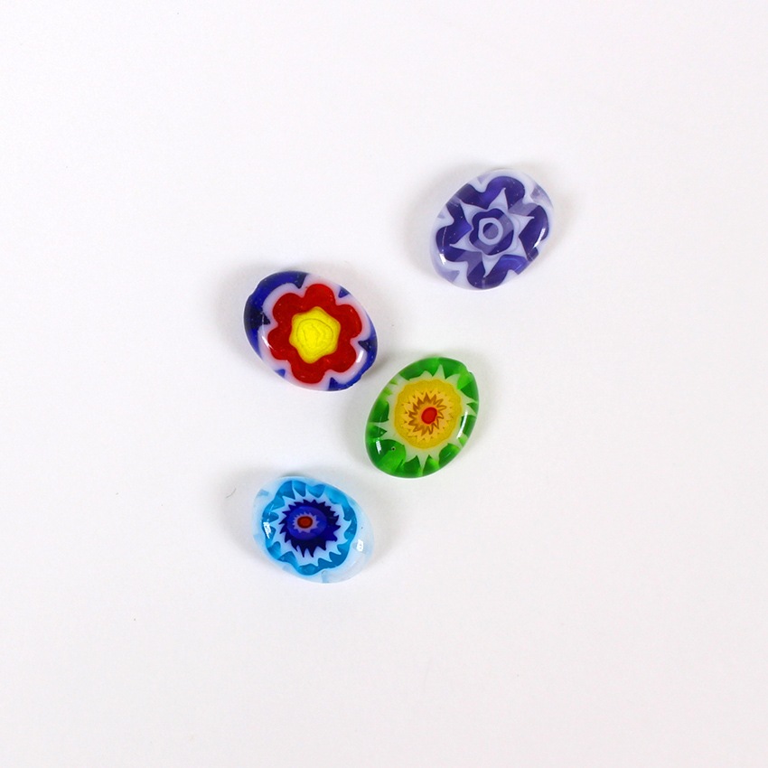 ミルフィオリガラス7 オーバル平 ミックス 約7×9mm 4ヶ入り