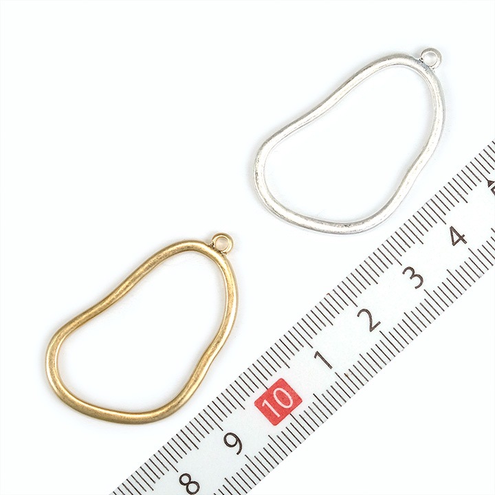 【お買い得品】メタルウォンメッキ 変形フープ カン付 1ヶ