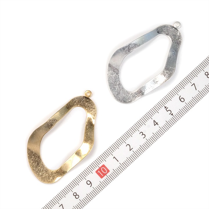 【大処分】メタルウォンメッキ 変形くりぬき 波線 カン付 1ヶ