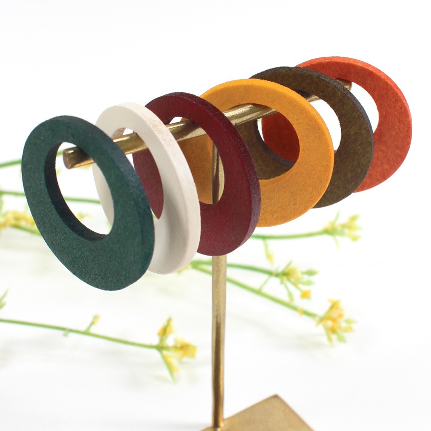 ウッドビーズ 丸くりぬき 約30mm 1ヶ 全6色