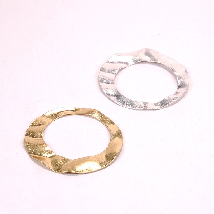 【お買い得品】メタルウォンメッキ 丸くりぬき 波線 1穴 約40mm 1ヶ