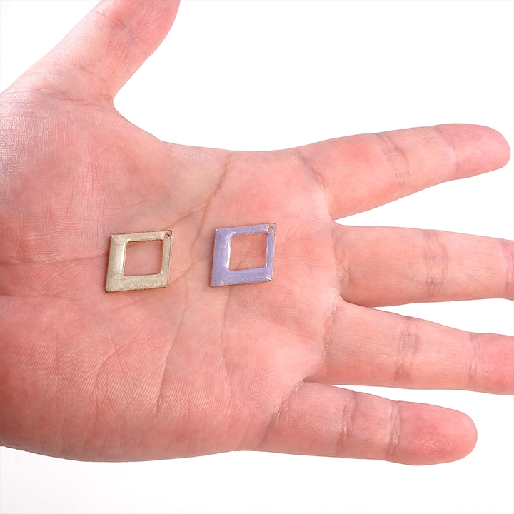 【大処分】メタルエポ 四角くりぬきサンディング 1穴 ゴールド 24×19mm 2ヶ