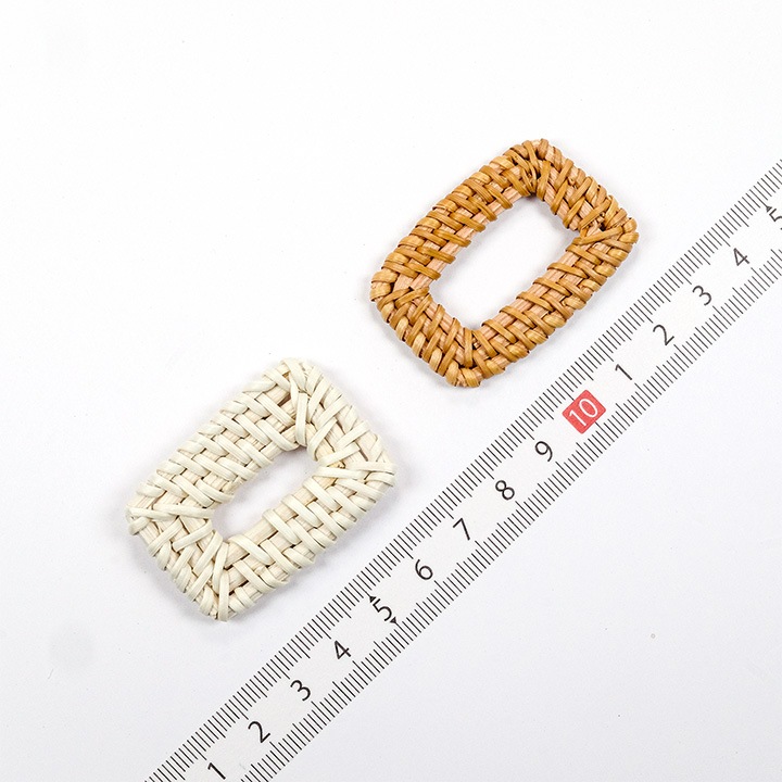 【お買い得品】ラタン四角フープ 約40×30mm 2ヶ