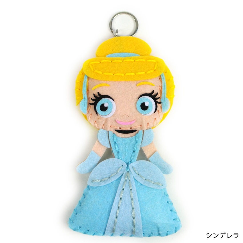 Disney はじめてのソーイングキット キーホルダー ディズニー