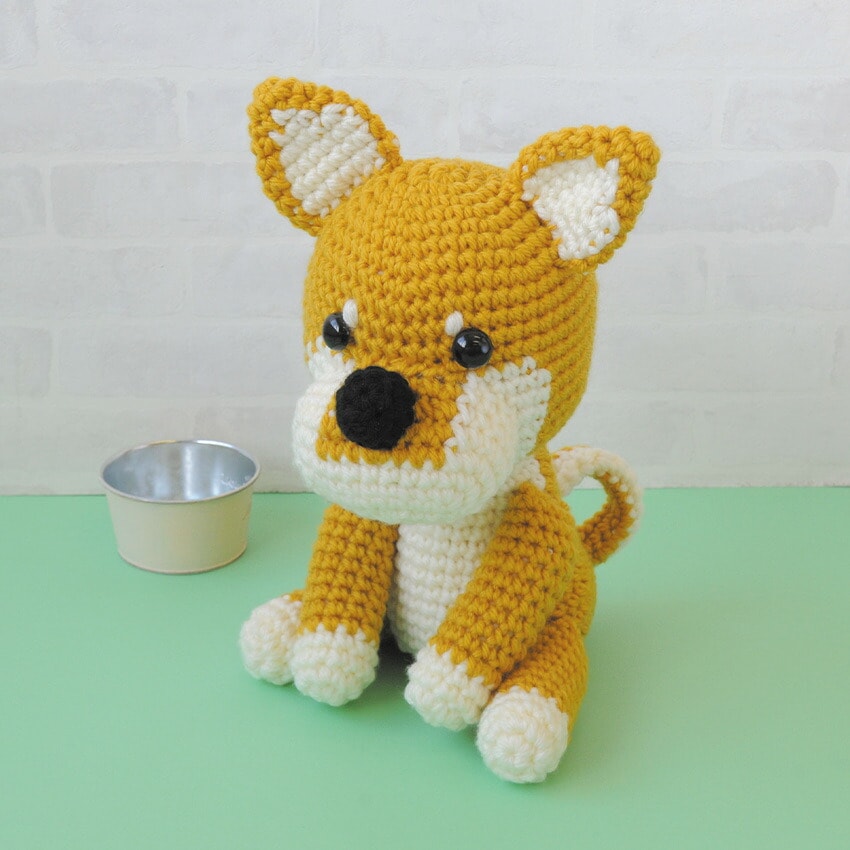 h*o様 あみぐるみ　柴犬 モカカラー × いちごミルクサロペット 手のひらサイ あみぐるみ 柴犬 もかしば × いちごミルクサロペット 手のひらサイズ