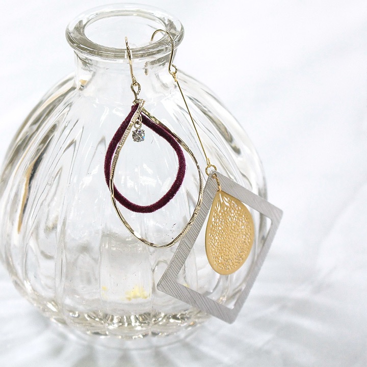 【お買い得品】メタルフロッキーパーツ しずく ひねり 小 24× 17mm