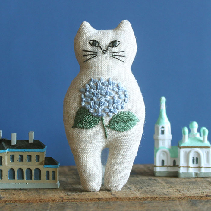 piece nekogao 刺繍ブローチキット 図案印刷済 | フランス刺しゅう