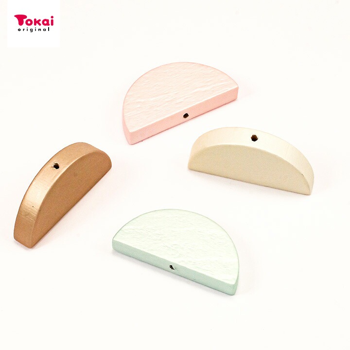 【お買い得品】ウッドパール 半円 約28×14mm 1ケ