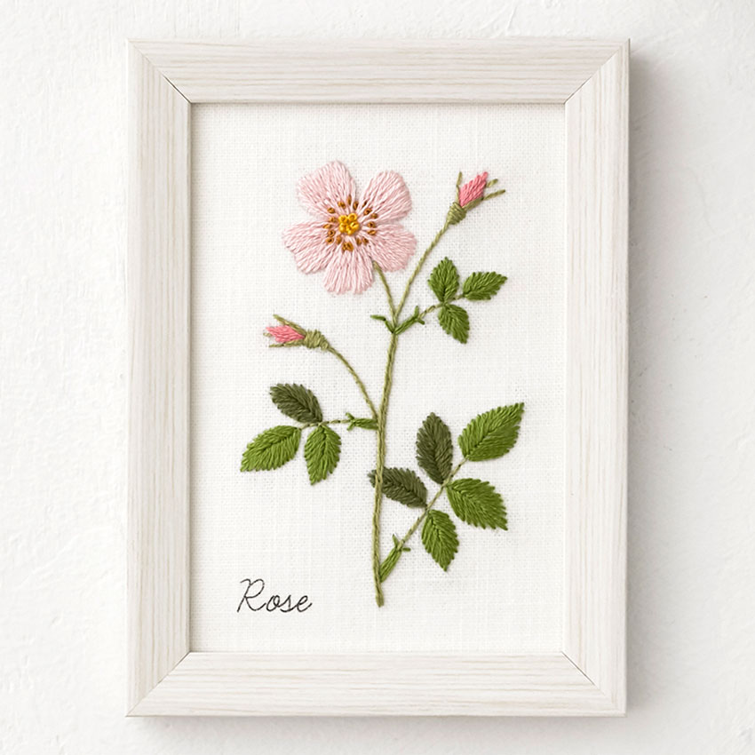刺繍 青木和子 12か月の植物手帖 ローズ フレーム付き | フランス