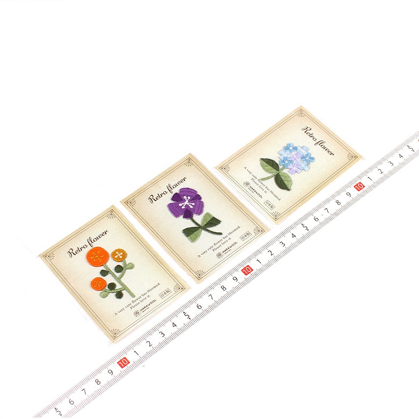 レトロ花のワッペン 1 | ちいさめワッペン | 手芸用品の卸売りサイト