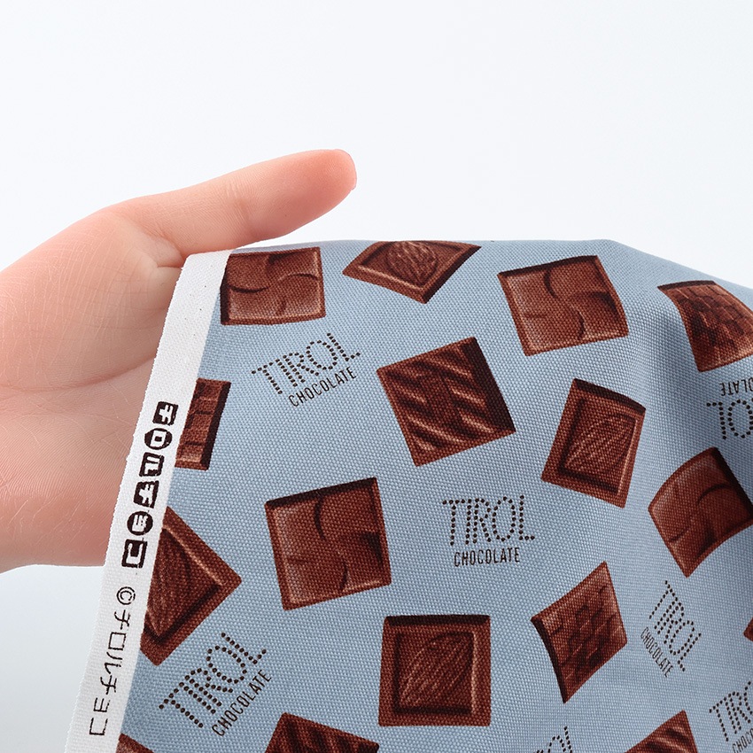 チロルチョコ 総柄 オックス 1m カットクロス