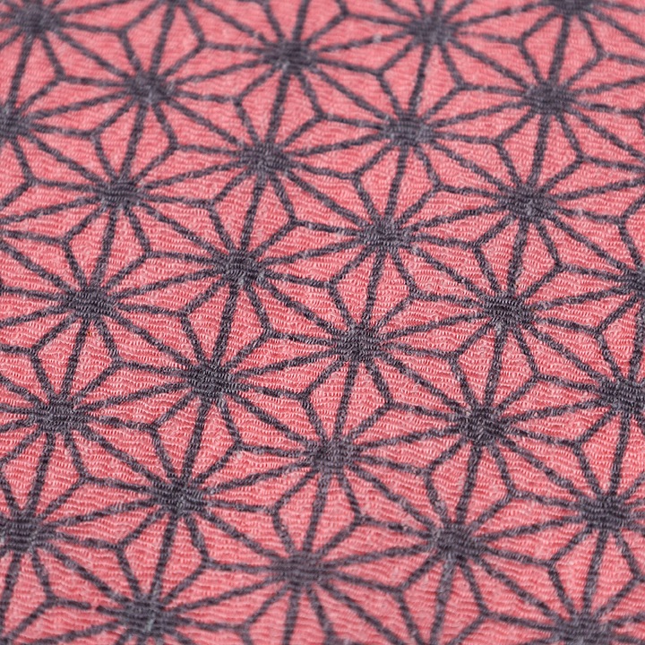 【お買い得品】カットクロス 麻の葉模様 ちりめん友仙 幅70×48cm ピンク