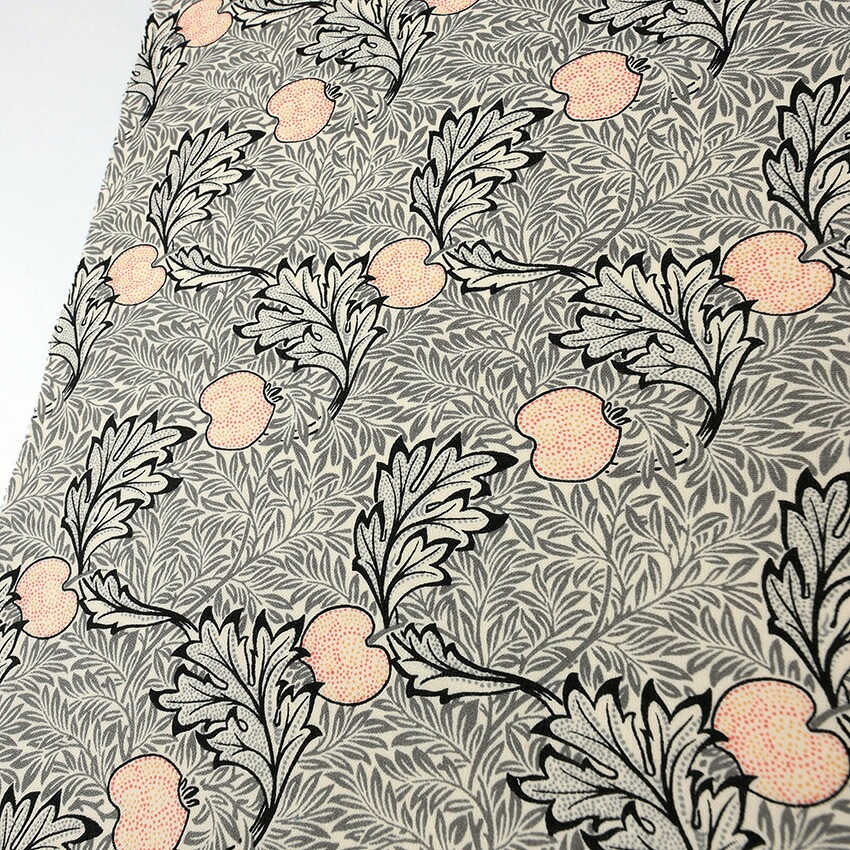 【在庫限り】V&A Fabric Collection  Apple シーチング 50cm単位