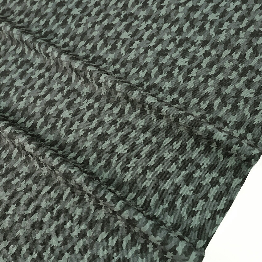 ちいさな世界のちいさな生地 スムースニット 迷彩柄 38×38cm