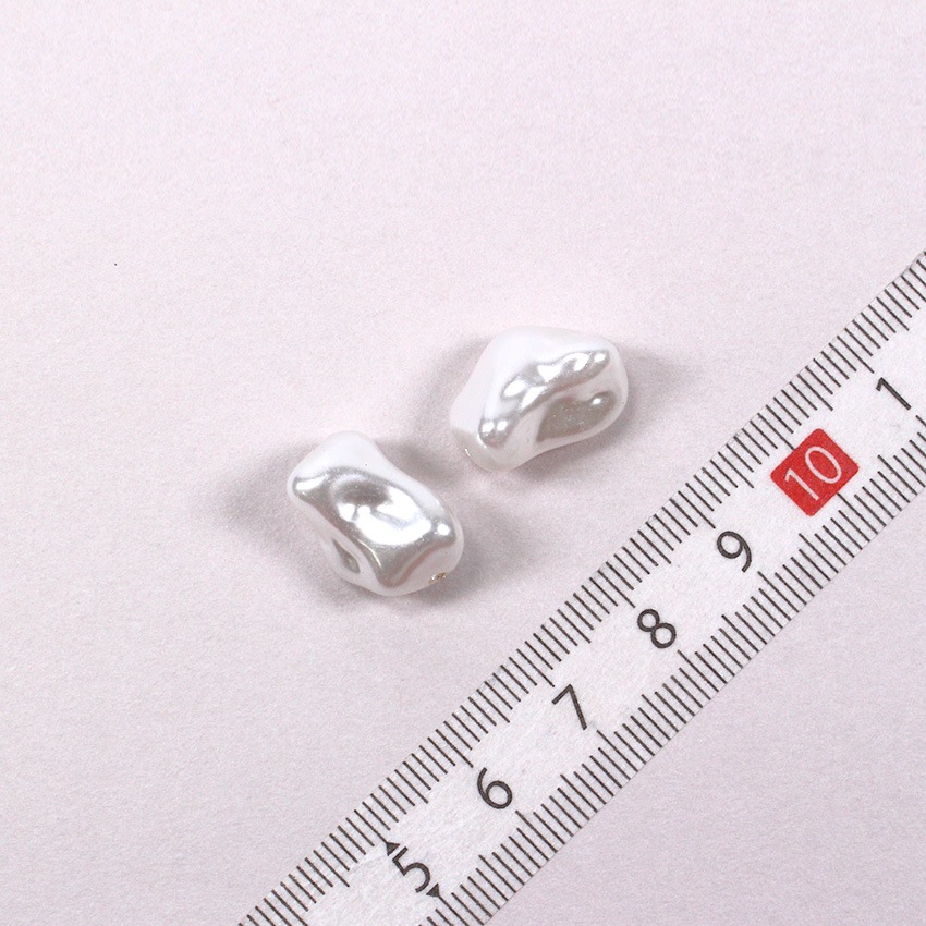 バロックパールビーズ 11×16mm ホワイト 2個入