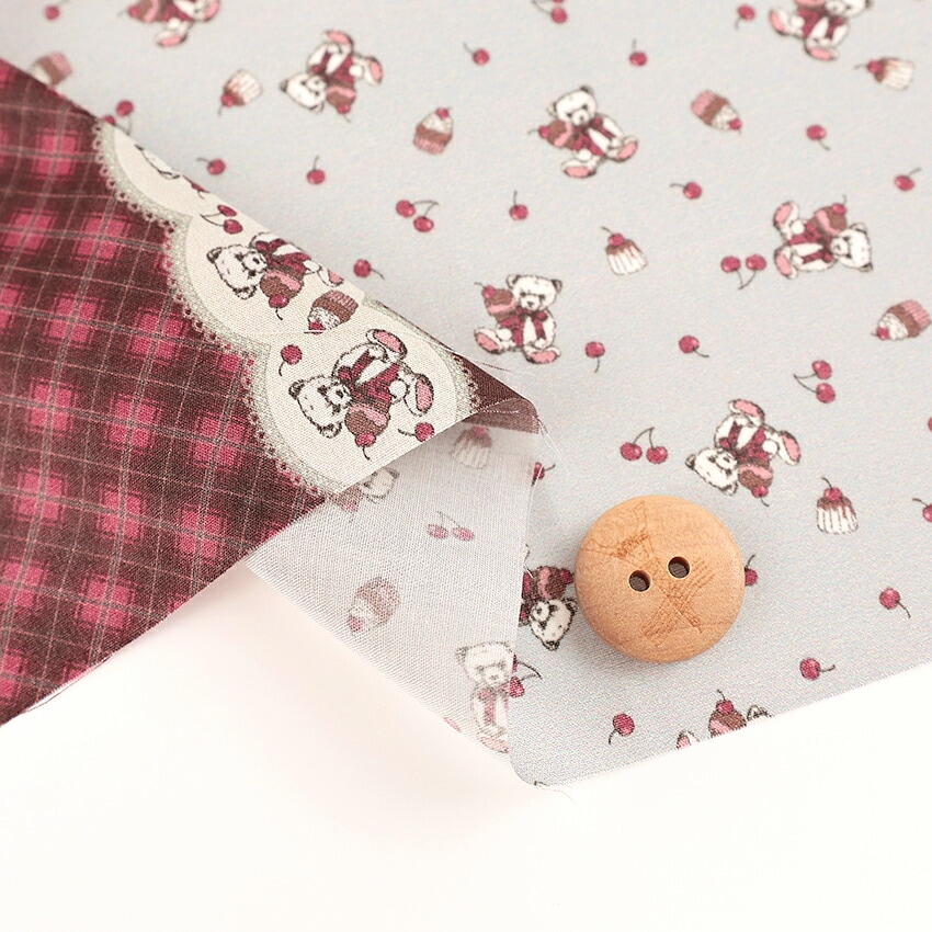 ちいさな世界のちいさな生地×milk latte ベア&チェリー ローン 34×50cm