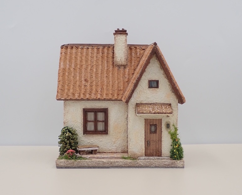 ゴーハウス★GAULT HOUSE お花の装飾が可愛いフランスの家 楽天市場】ミニチュアハウス【プロバンス地方】GAULT HOUSE-027