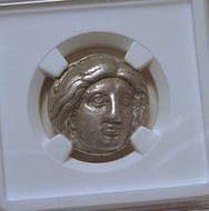 イギリス貿易銀、「ブリタニア」1900年発行、未使用級 | アンティーク