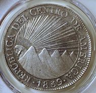 アメリカ1896年1ドル銀貨「モルガンダラー」、レインボートーン