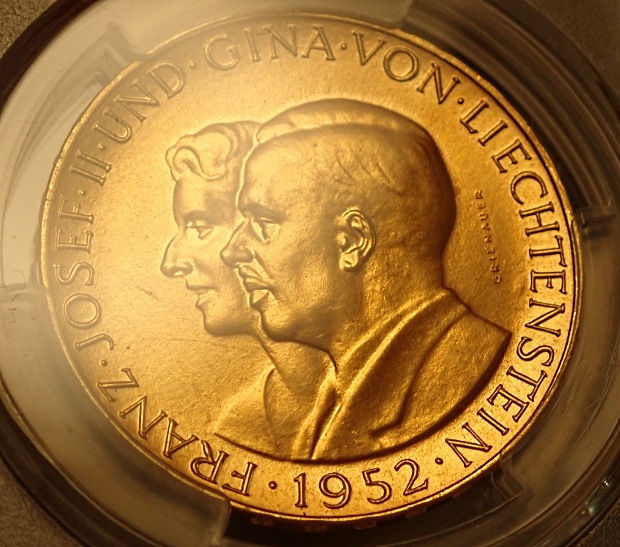 リヒテンシュタインで1952年に発行された100フランケン金貨、Fr-19、KM 