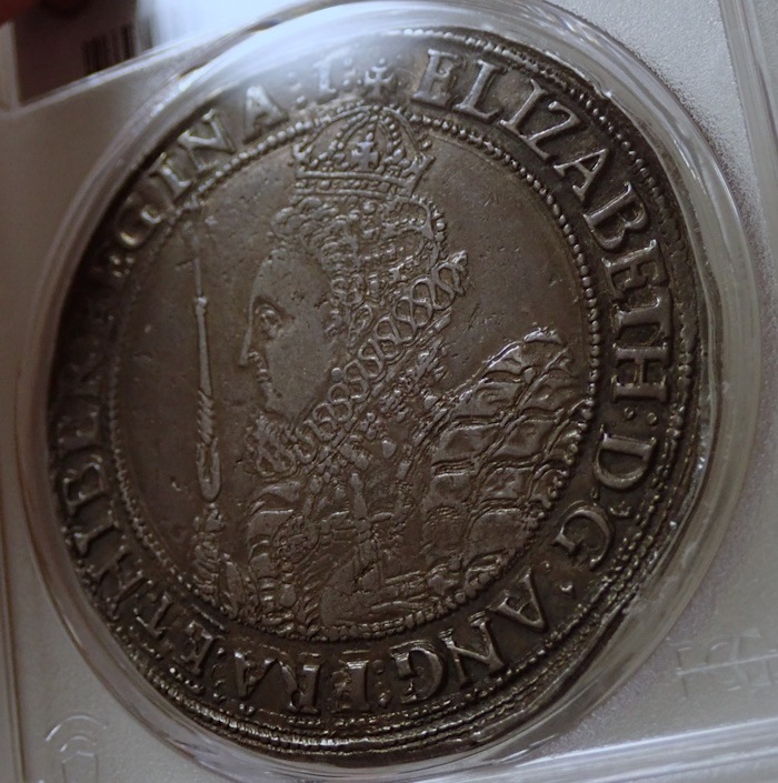 �����ꥹ�����ꥶ�٥������Υ��饦���ǹ����AU53