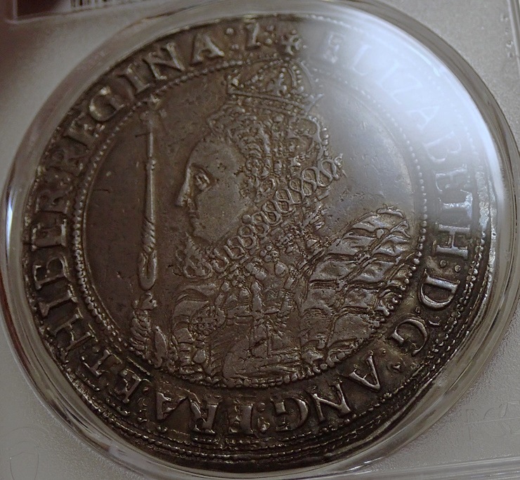 �����ꥹ�����ꥶ�٥������Υ��饦���ǹ����AU53