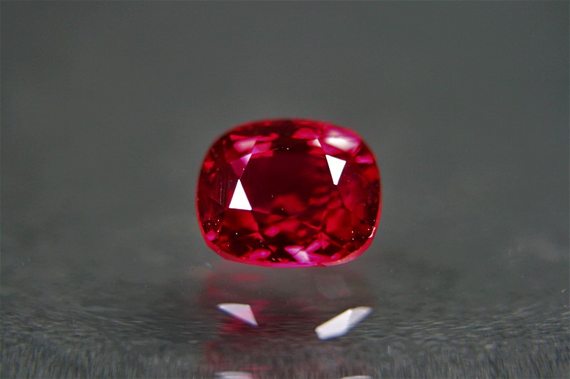 �ߥ��ޡ�����̵������åɥ��ԥͥ�1.15Ct�ǹ⿧��GIA���̽��դ���