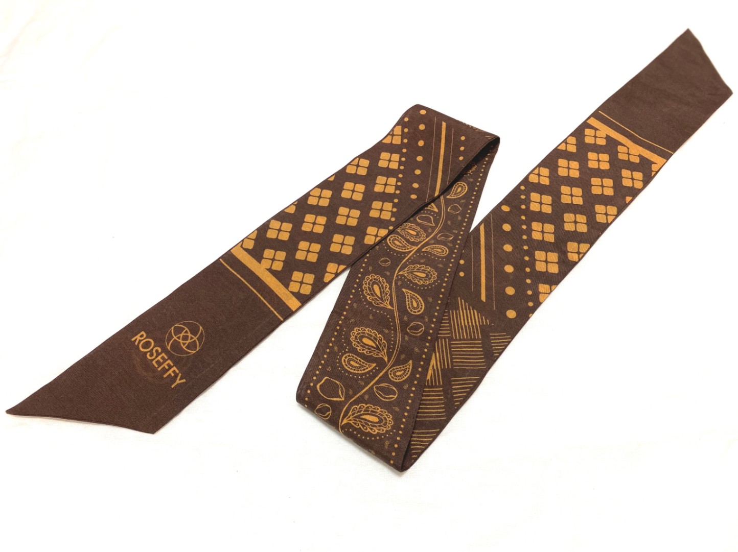 クインテットローズスカーフ