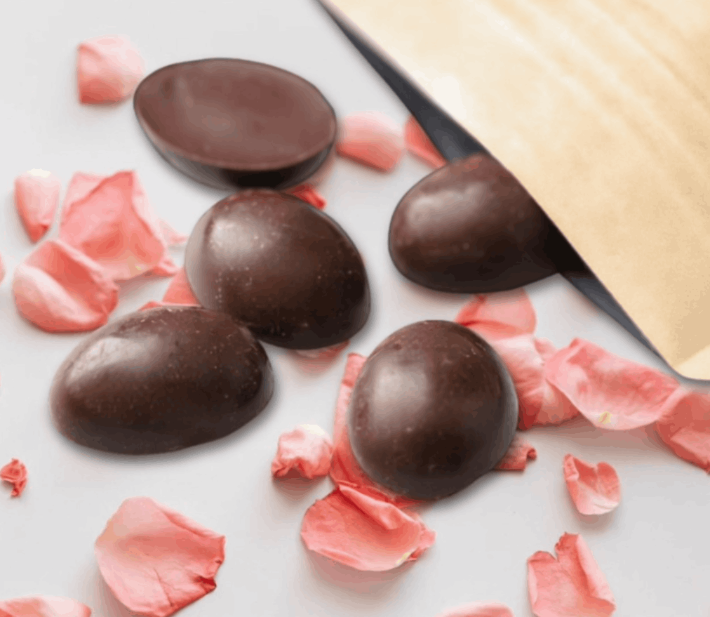 【UUBUコラボ商品】ローズアーモンドチョコ