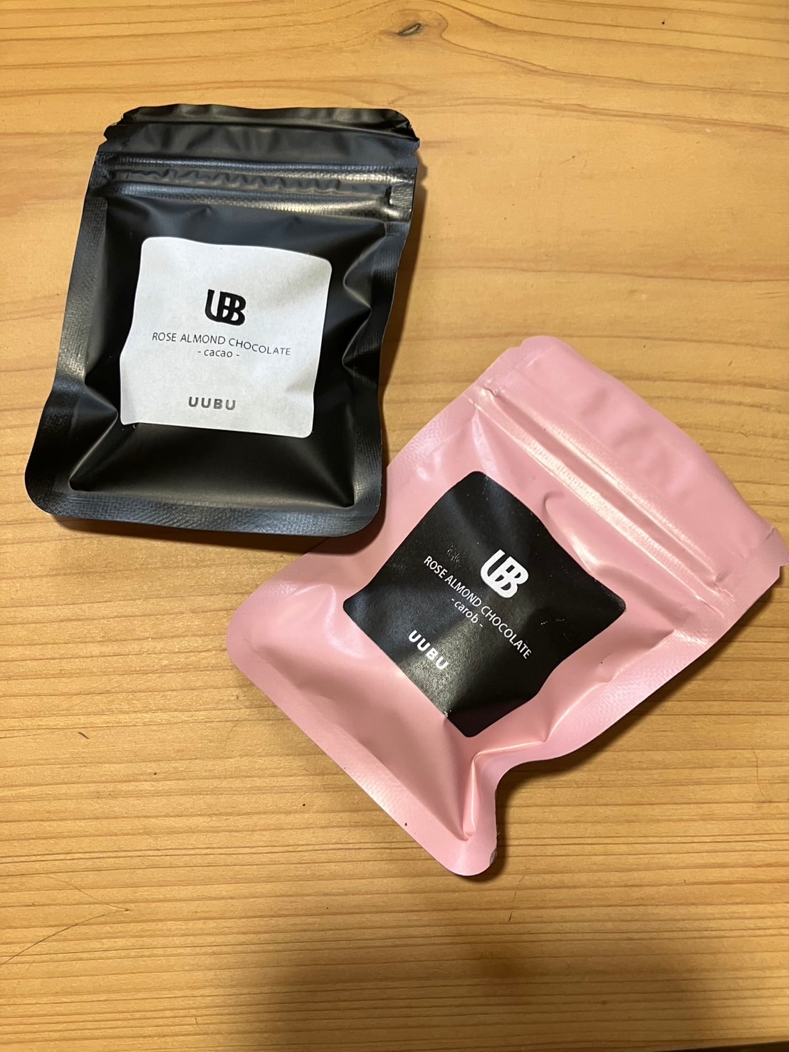 【UUBUコラボ商品】ローズアーモンドチョコ
