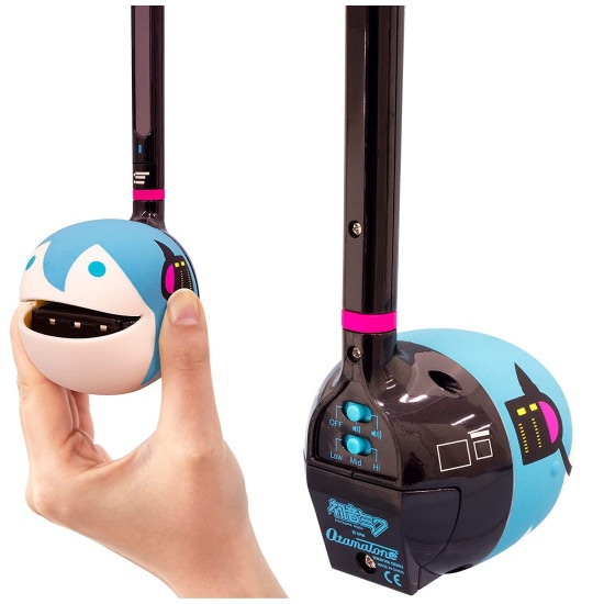 ことは[即購入OK]初音ミク ペンダント(キューブ型) 明和電機 オタマトーン デラックス 初音ミク キューブ 初音ミク