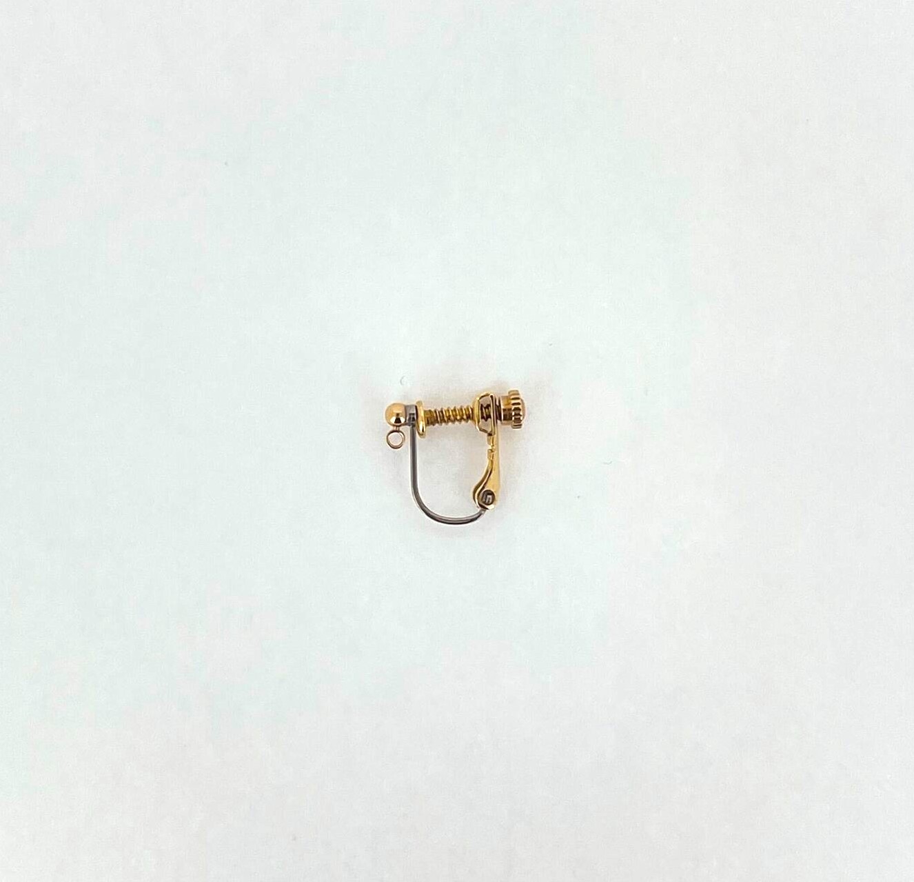 T06-151 イヤリングSS玉ブラ2.3㎜タテカン 入数：10ﾍﾟｱ 素材：真鍮