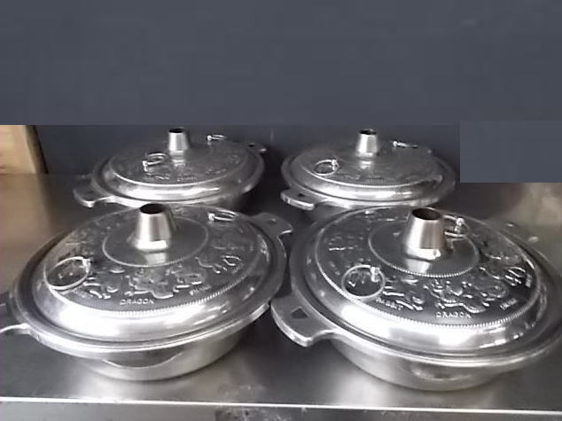K-595-2 業務用 ステンレス製 しゃぶしゃぶ鍋4個セット 直径27㎝ 十二支柄 店舗用 卓上鍋 中古 | 鍋 | 厨房機器販売 得値厨房 ...