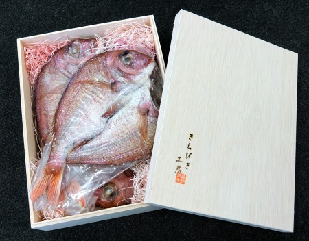 ����Ӥ���˼��ŷ�������䡡���봳��