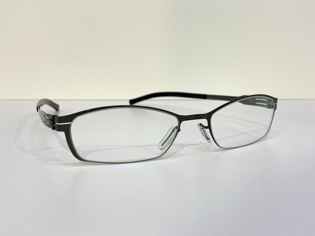 �����������٥��� ic!berlin �ϥ��ǥ�١��� HEIDELBEERE ����᥿�� gunmetal