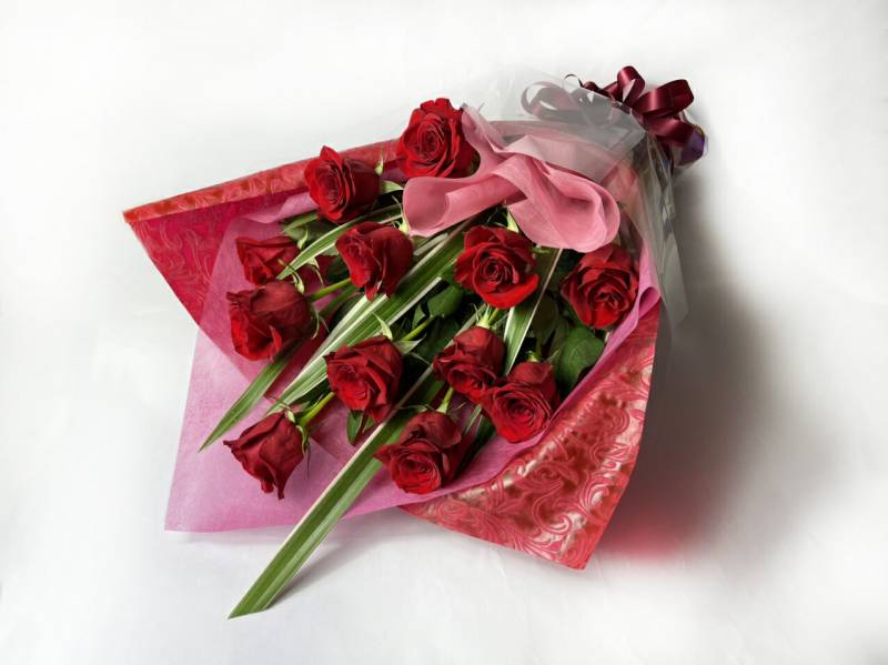 エンゼルフラワーNo.12　レッドローズ 花束 インテリア ギフト 贈答 赤バラ クール便選択可能