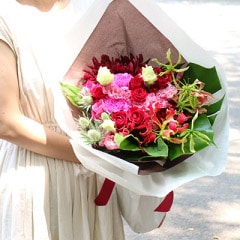 花束 Loulou ルル ブーケタイプ ピンク 赤 ユリ ギフト 誕生日 バラ フラワー 花 送料無料 結婚祝い 結婚記念日 プレゼント クール便選択可能