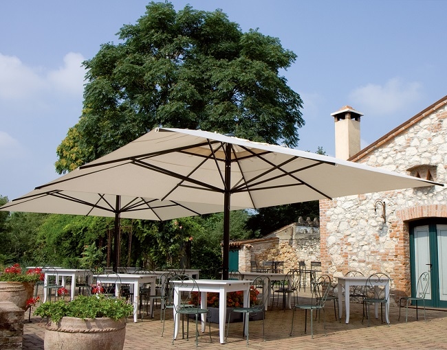 カプリ5050/Size：5m×5m/Capri5050（風に強い大型パラソル スコラロ社