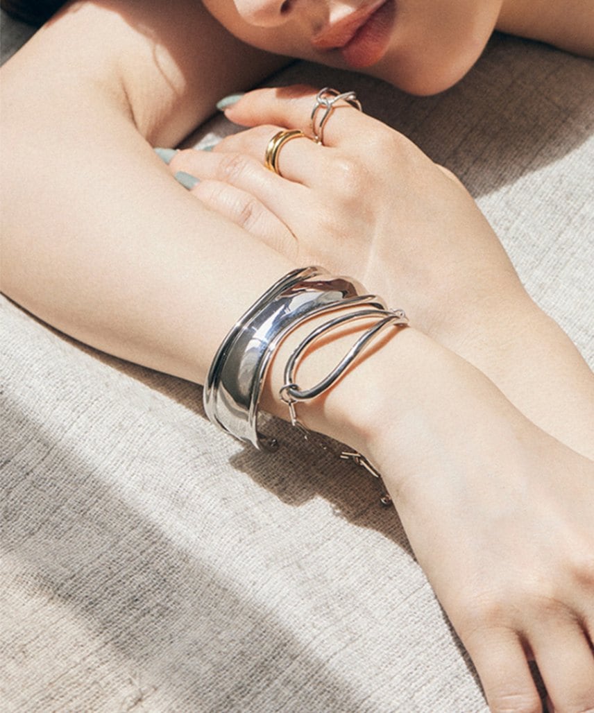 ニュアンスワイドカフバングル - 12Twelve Agenda(トゥエルブ