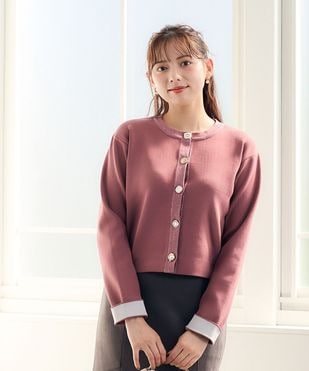 【大人可愛い❤️】折返し裾⭐︎アクセントに赤✨ニットカーディガン 三選の赤コーデで魅力的なスタイル | TikTok