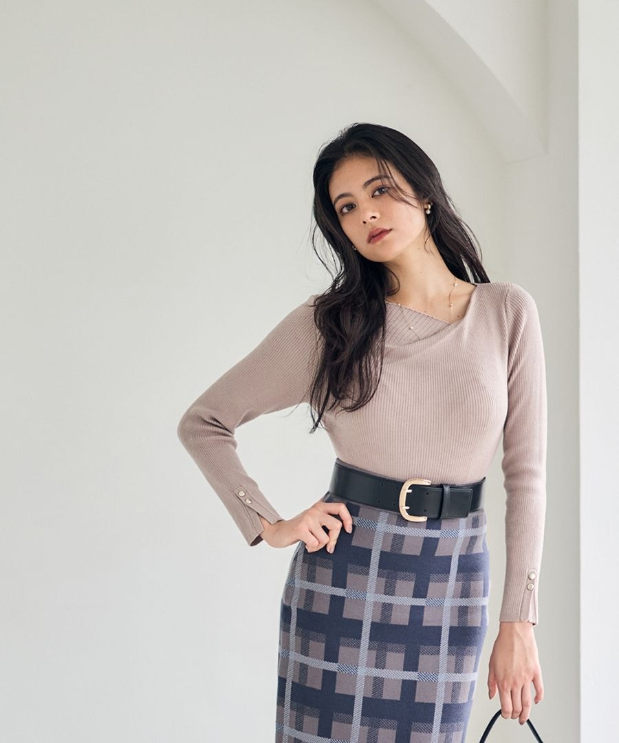 定価71500円タグ付き domelle タック ニット プルオーバー タグ付き domelle タック ニット プルオーバー