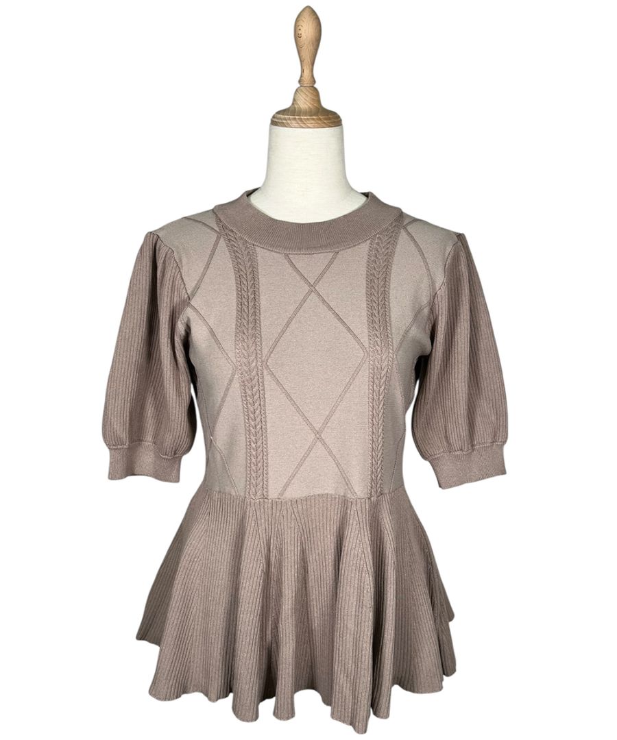 ケーブル編みペプラム5分袖ニットプルオーバー - 12Twelve Agenda