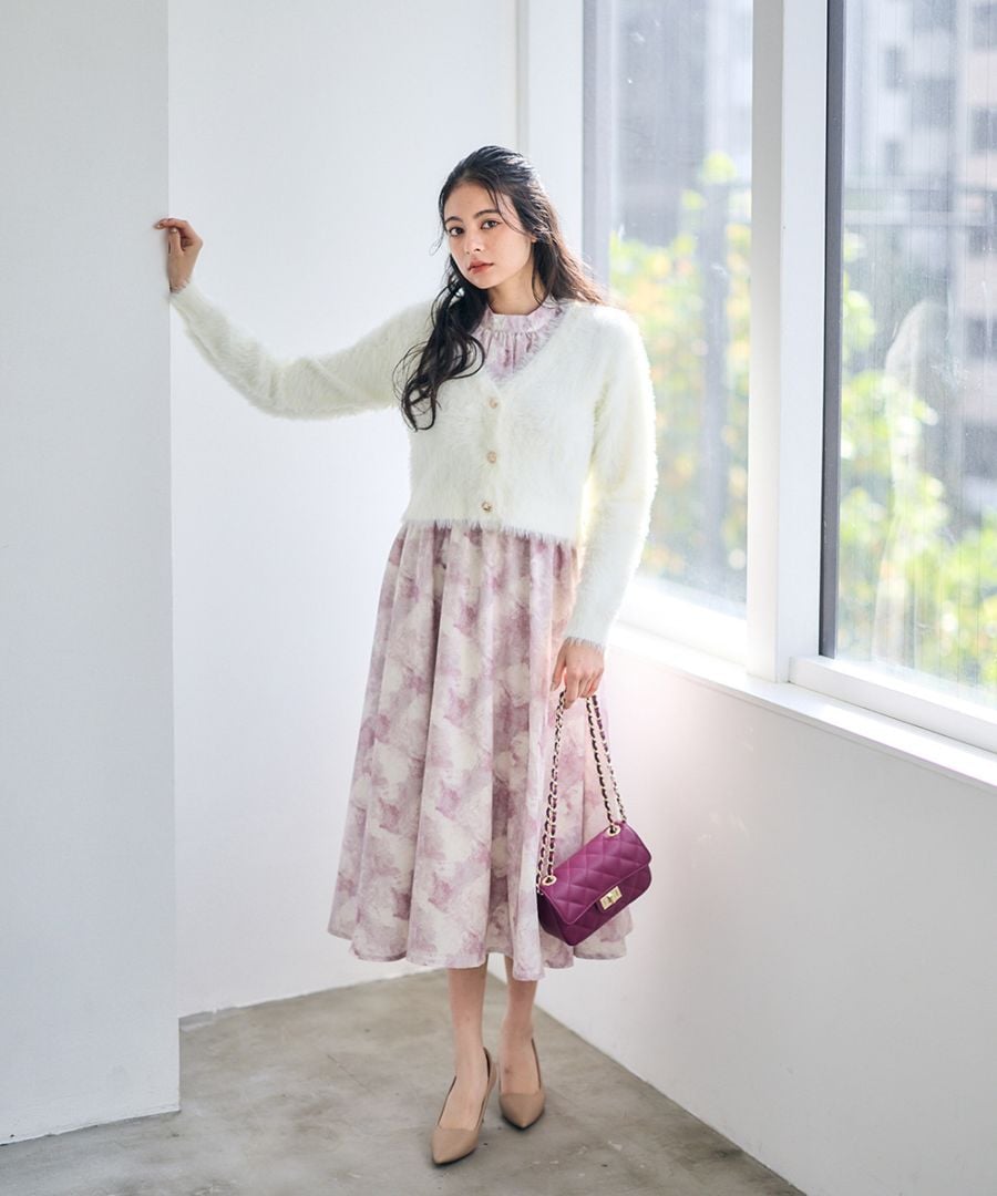 たわわ SALE】フェザーカーディガン×ニュアンス柄ハイネックワンピース