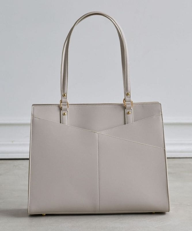 軽量アウトポケットA4トートバッグ - 12Twelve Agenda(トゥエルブ